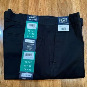 Haggar Black Ultimate Travel Khaki (Straight Fit)